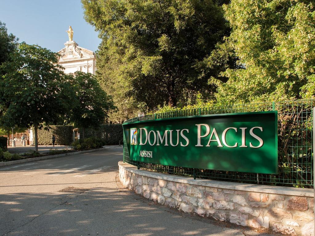 Domus Pacis Assisi Hotel Eksteriør billede